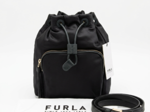 Bolsa saco furla de nylon