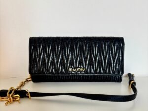 Bolsa clutch/ Tiracolo Miu Miu