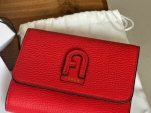 Carteira Furla